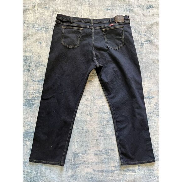 Wrangler Very Dark Blue Wash Relaxed Fit Straight Leg Jeans 46 x 30 - Picture 2 of 6